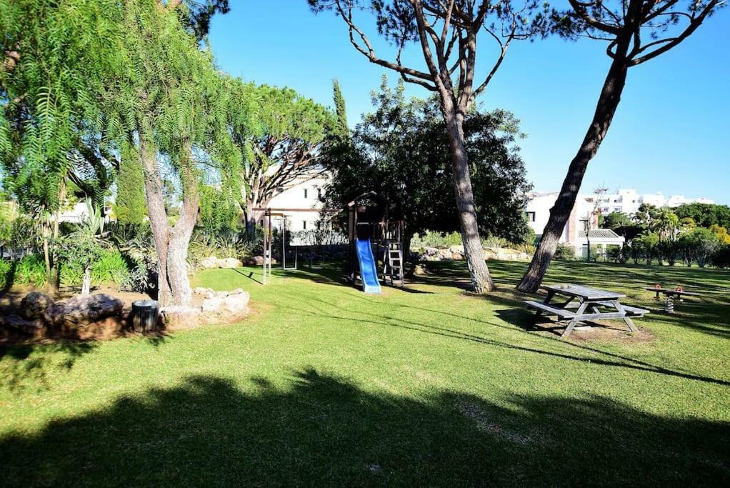 Charming Apartment With Private Garden & Pool Vilamoura Exterior foto