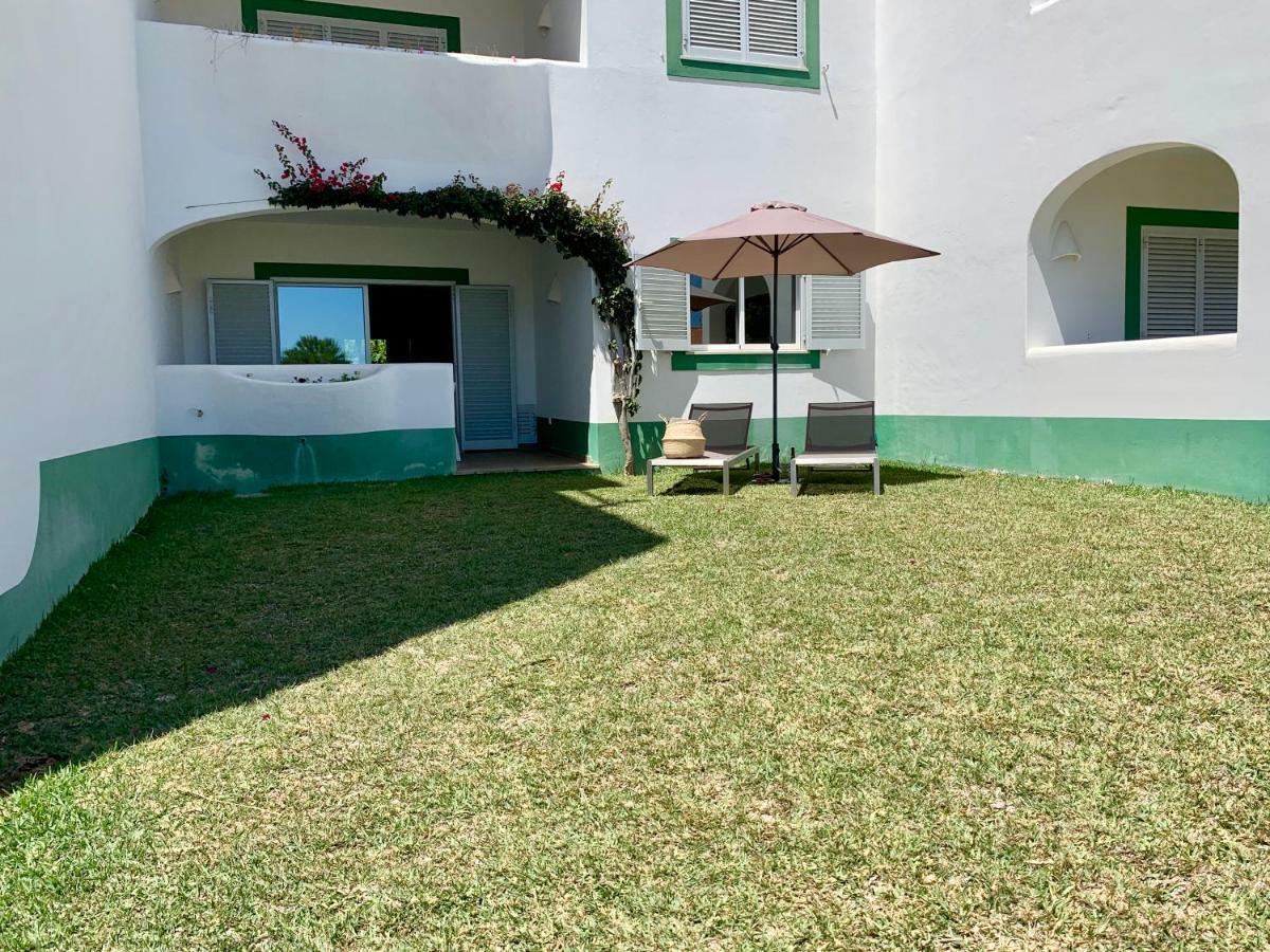 Charming Apartment With Private Garden & Pool Vilamoura Exterior foto
